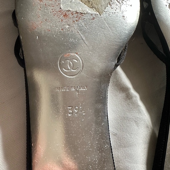 CHANEL Vintage Sandals - Picture 6 of 12